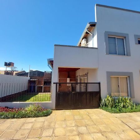 Hermoso Duplex En Barrio Cerrado Posadas Exteriör bild